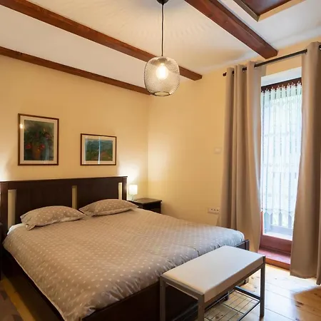 Tinceva Hisa 펜션 Kanal