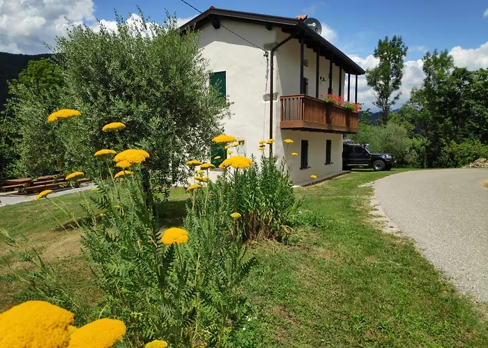 Tinceva Hisa * Kanal